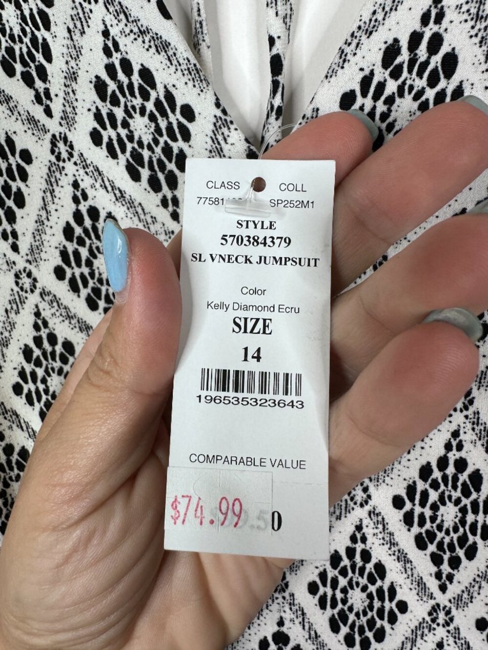 NWT White House Black Market Sleeveless VNeck Jumpsuit Kelly Diamond Ecru #A1991 - Picture 6 of 7